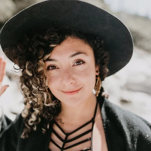 Portrait of Roxanna Shohadaee